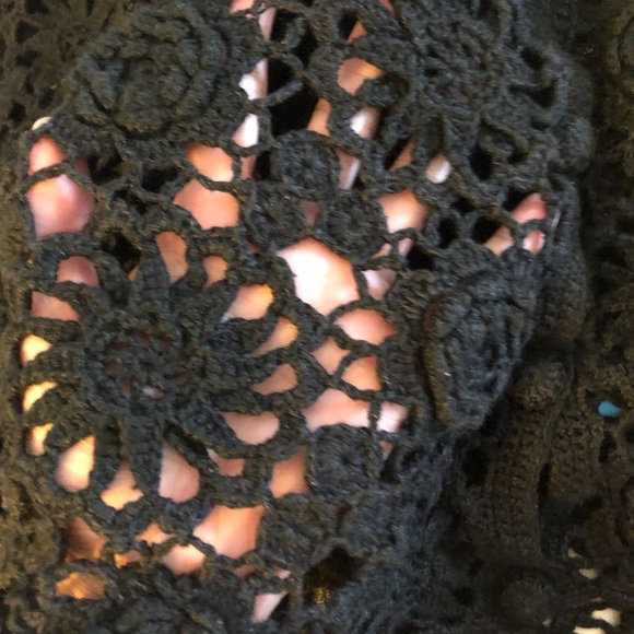 Women’s Knitted Lace Design Sweater - Picture 8 of 9